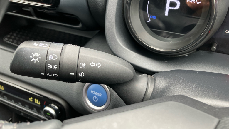 Toyota Yaris 1.5 Hybrid Launch Edition 5dr CVT Hybrid Hatchback